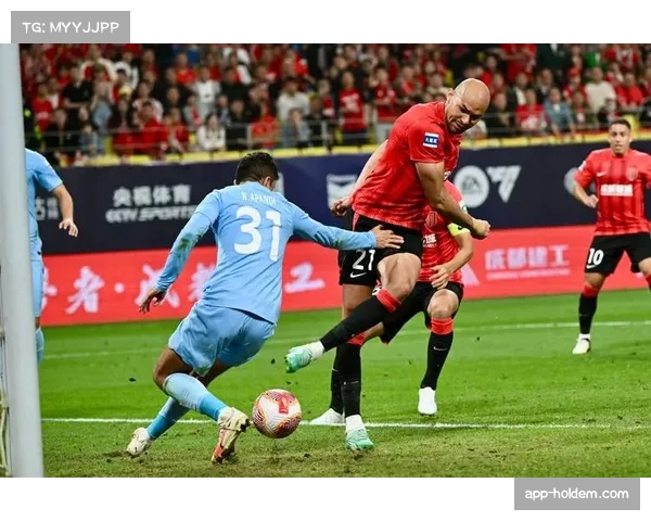 成都蓉城前锋费利佩伤愈复出，生日夜替补登场完成帽子戏法